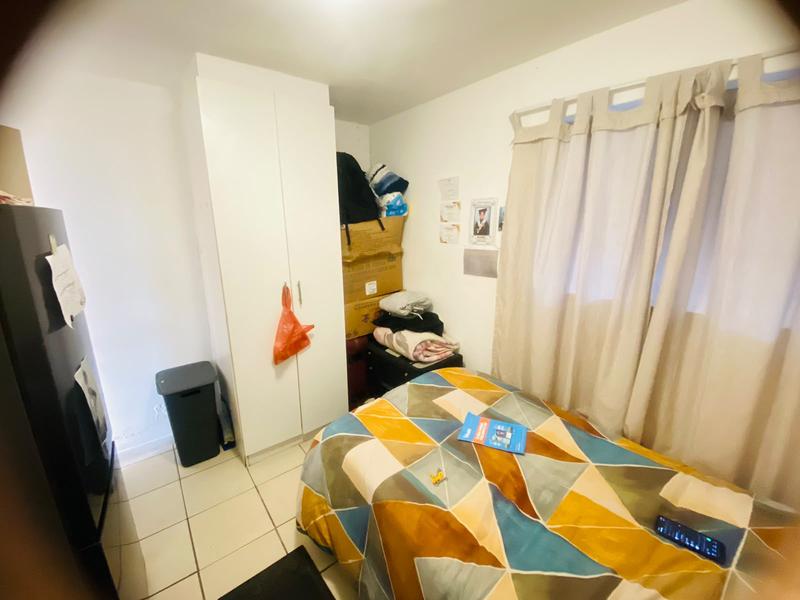 2 Bedroom Property for Sale in Kensington Western Cape
